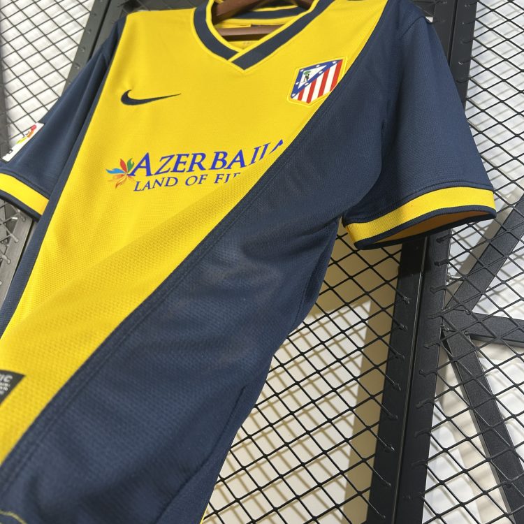 Retro Atletico Madrid Adults Away 13/14 - Image 4