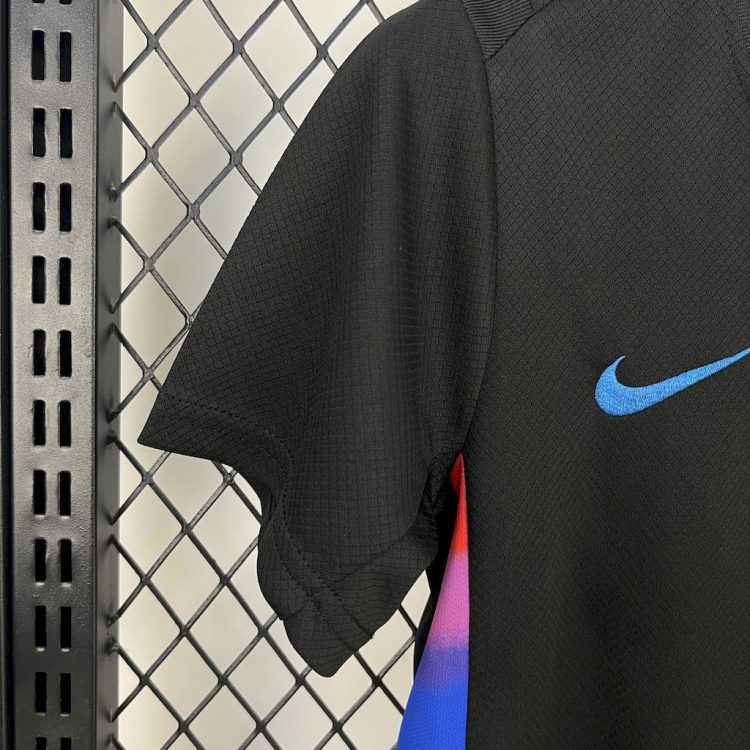 England (Women’s) Kids Away 2025 - Image 8