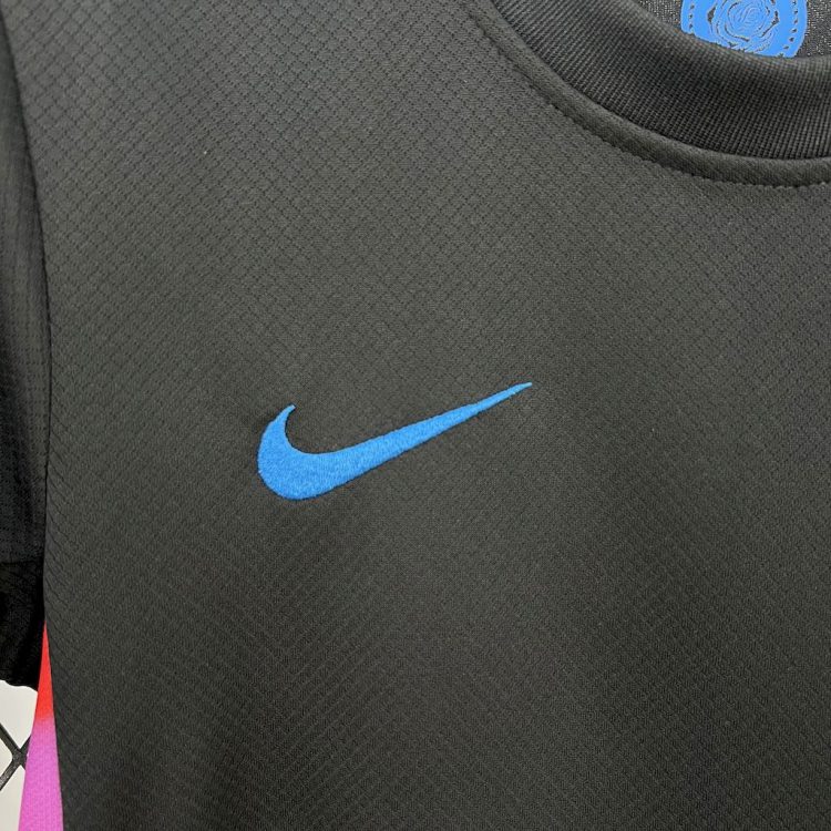 England (Women’s) Kids Away 2025 - Image 5